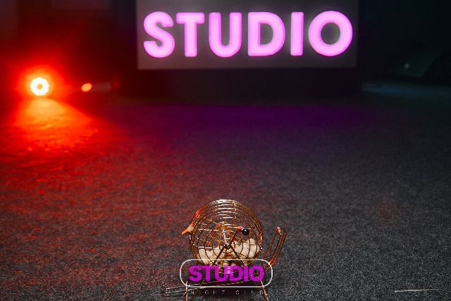 Petrecere la STUDIO, 21 august 2026 — 34 / 76