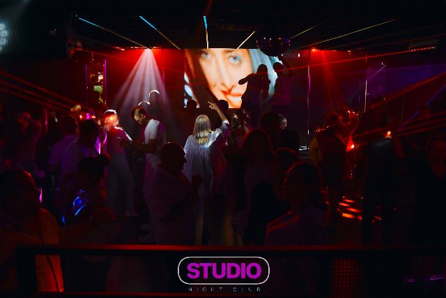 Petrecere la STUDIO, 28 august 2026 — 54 / 91