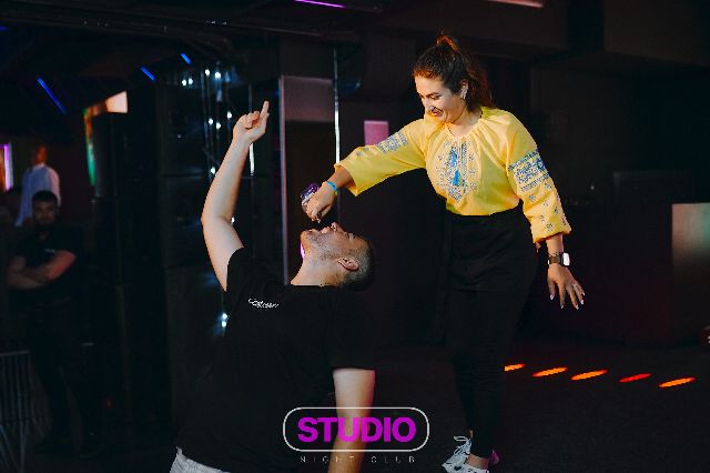 Petrecere la STUDIO, 4 iulie 2026 — 28 / 40