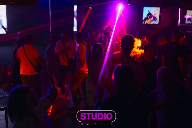 Petrecere la STUDIO, 5 septembrie 2026 — 23 / 79