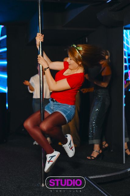 Petrecere la STUDIO, 14 august 2026 — 93 / 107