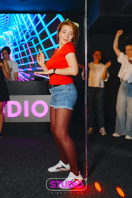 Petrecere la STUDIO, 14 august 2026 — 95 / 107