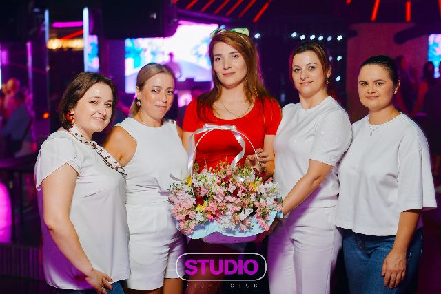 Petrecere la STUDIO, 14 august 2026 — 42 / 107